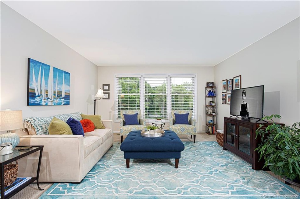 38 Fawn Ridge Ln unit 38, Wilton, CT 06897 - photo 1