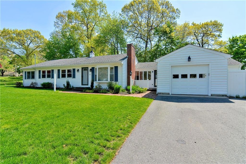 12 Valentine Dr, Barrington, RI 02806 - photo 1