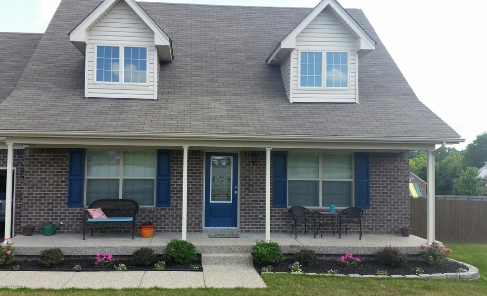 253 Halcomb Ct, Mount Washington, KY 40047 - photo 1