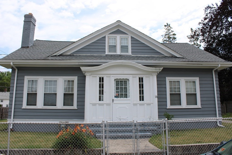 130 Mulberry St, Pawtucket, RI 02860 - photo 1