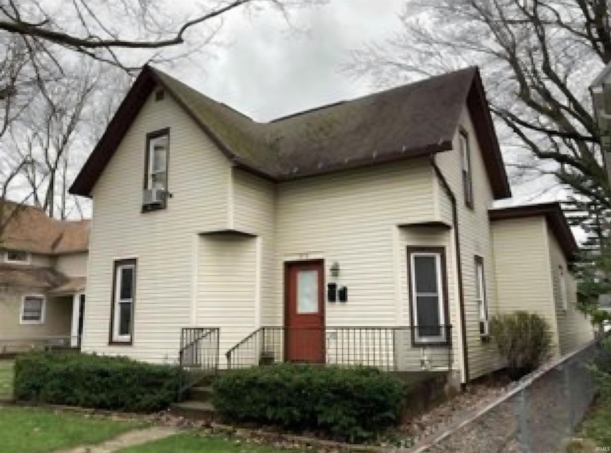 915 S 8th St unit 2, Goshen, IN 46526 - photo 1