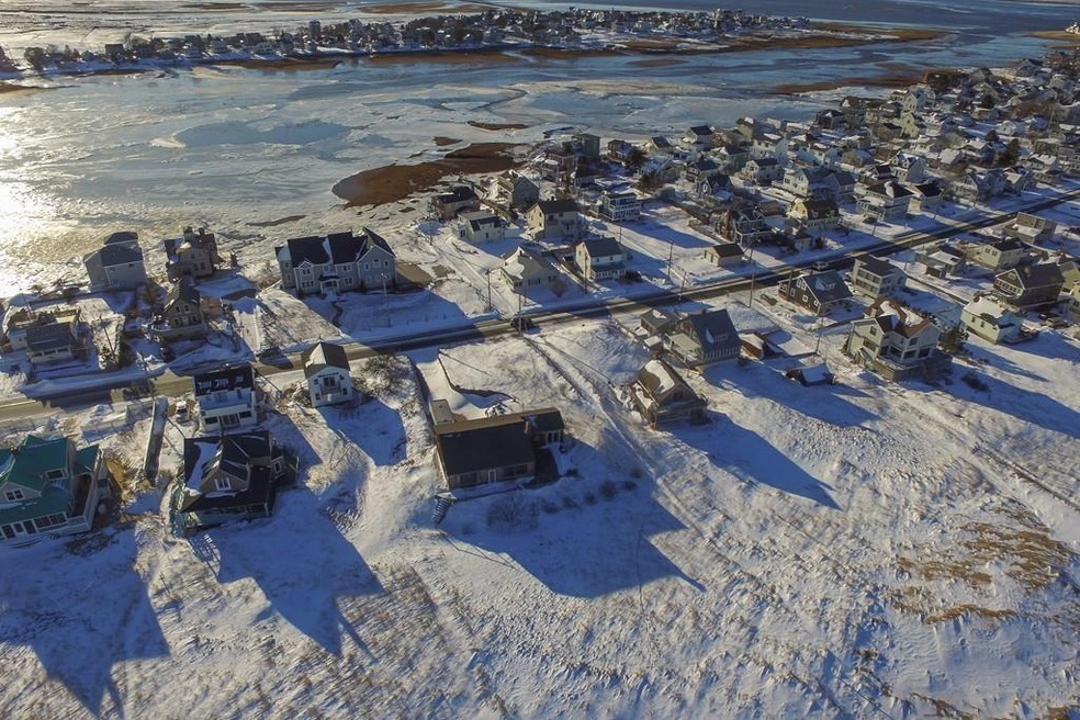 4 35th St, Newbury, MA 01951 - photo 1