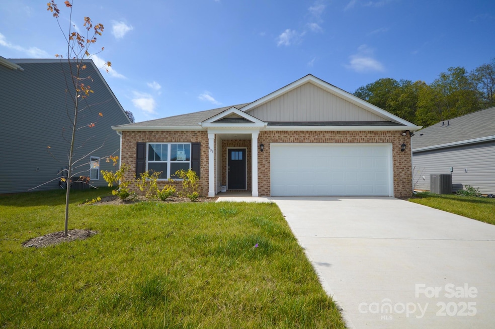 185 Callie River Ct, Clyde, NC 28721 - photo 1