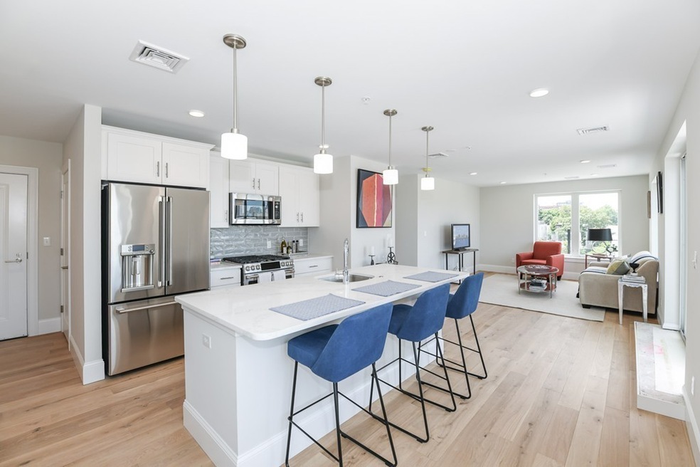 545 E 3rd St unit PenthouseA, Boston, MA 02127 - photo 1