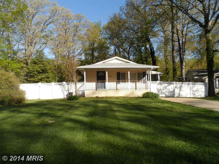 400 Harbor Dr, Annapolis, MD 21403 - photo 1