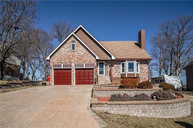 204 SW 25th St, Oak Grove, MO 64075 - photo 1