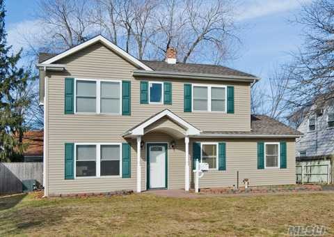 unlisted-address, Levittown, NY 11756 - photo 1