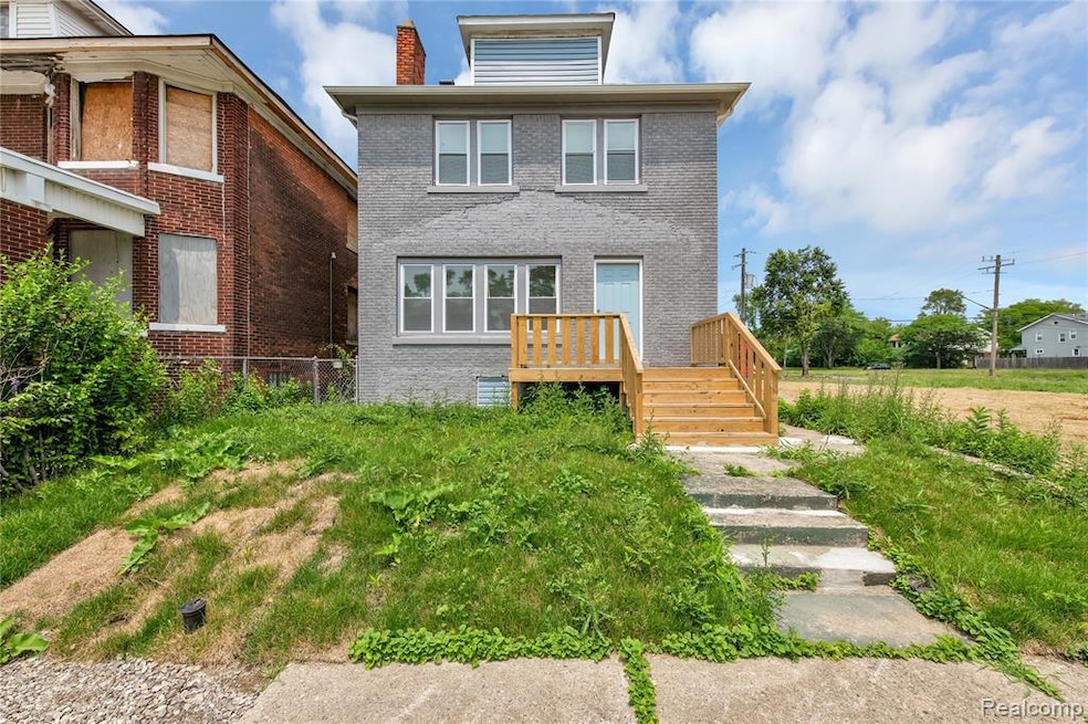 For Sale $230,000 • Co-Listing Agent