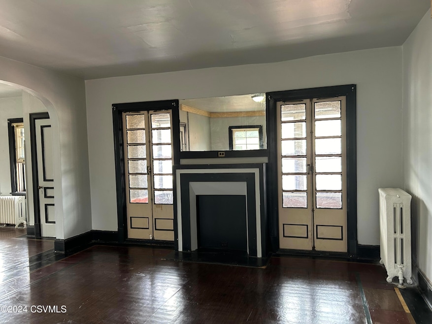 224 N Shamokin Apt 3 St, Shamokin, PA 17872 - photo 1