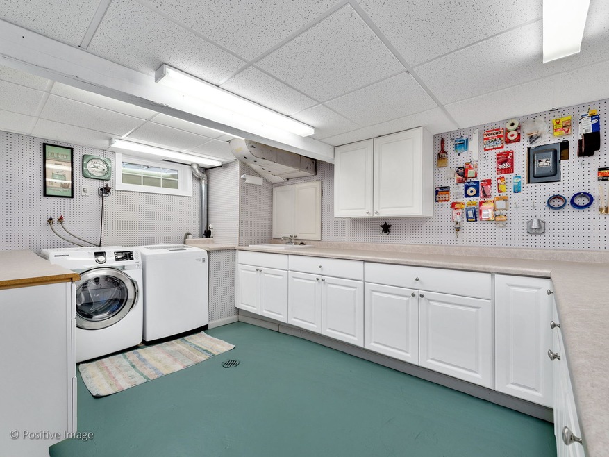 291 E Vallette St, Elmhurst, IL 60126 - photo 1