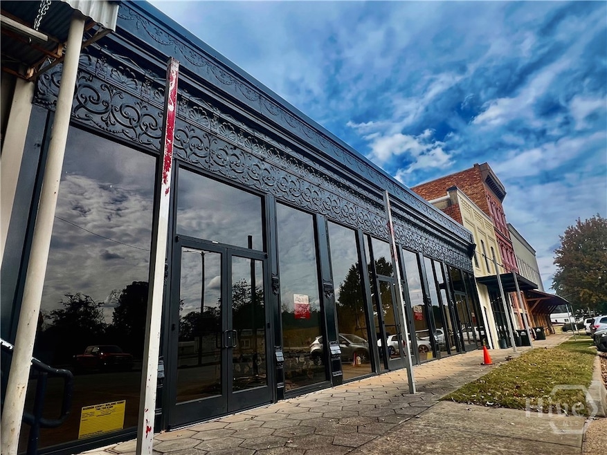 71 E North Ave, Comer, GA 30629 - photo 1
