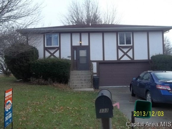 333 Westport Rd, Galesburg, IL 61401 - photo 1