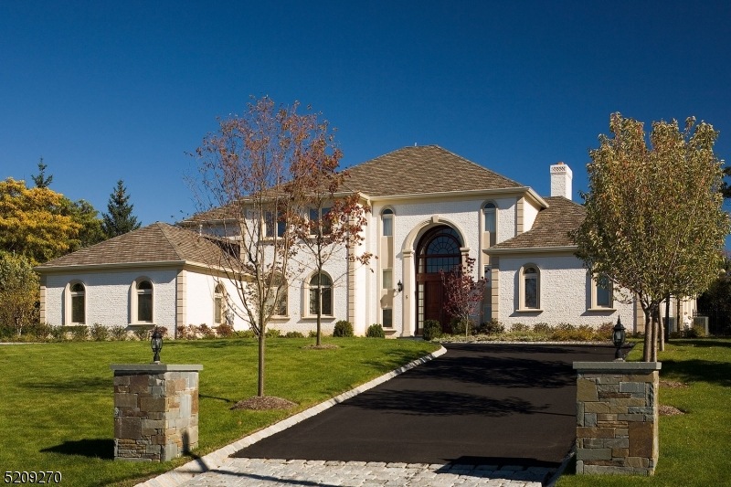 5 Windermere Ct, Livingston, NJ 07039 - photo 1