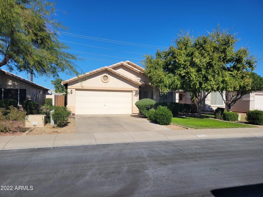 Front of house 8614