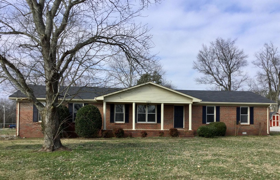 1201 Fairfield Pike, Shelbyville, TN 37160 - photo 1