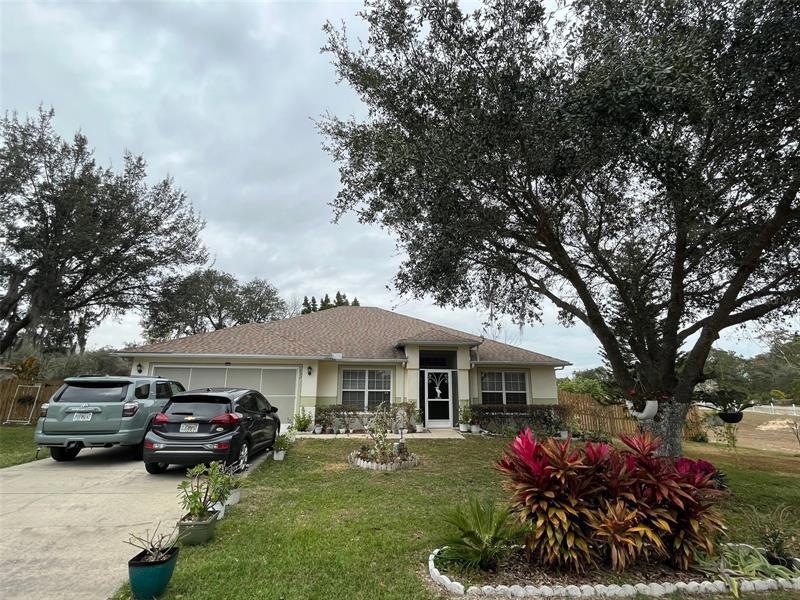 532 Hatchwood Dr, Haines City, FL 33844 - photo 1