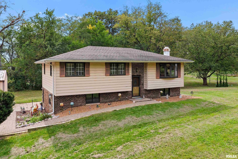 4229 N Koerner Rd, Peoria, IL 61615 - photo 1