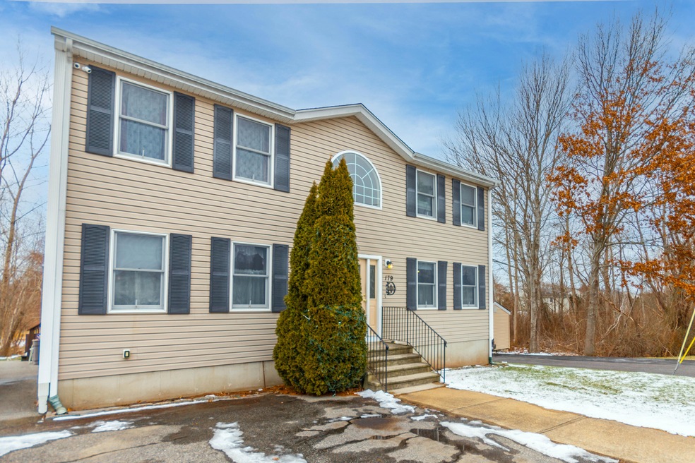 179 Mcmahon St, Fall River, MA 02721 - photo 1