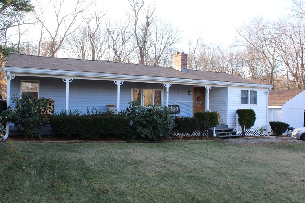 241 Elm St, Blackstone, MA 01504 - photo 1