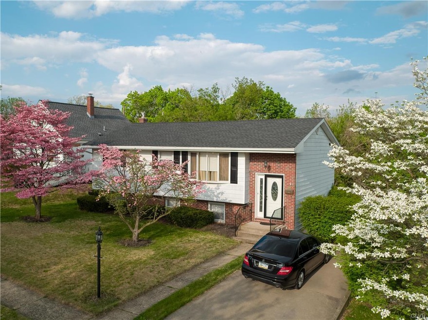 91 6th St, Whitehall, PA 18052 - photo 1