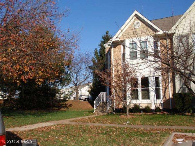 46710 Bullfinch Square, Sterling, VA 20164 - photo 1