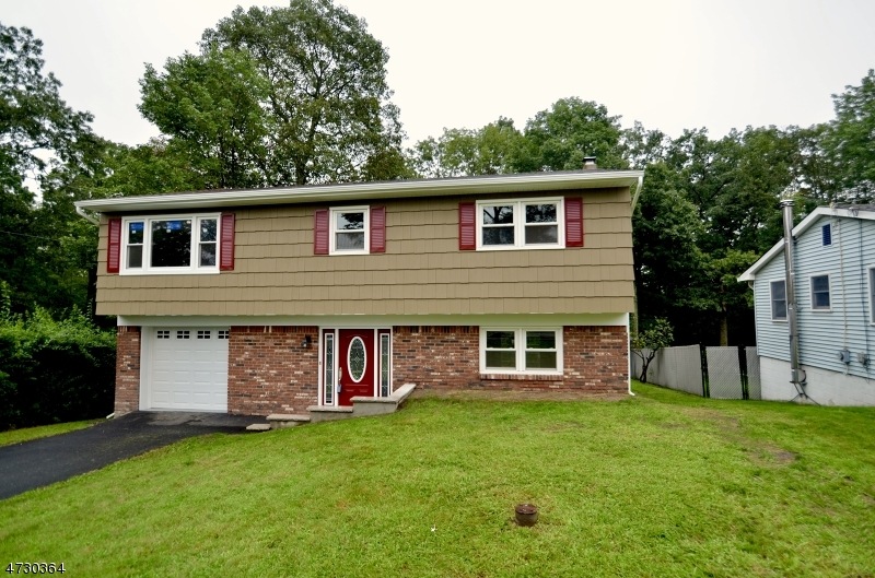 361 Dupont Ave, Hopatcong, NJ 07843 - photo 1