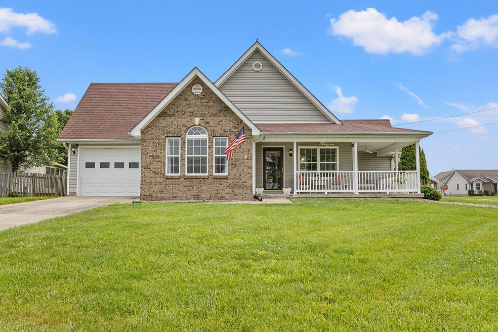 185 Walker Ln, Lawrenceburg, KY 40342 - photo 1