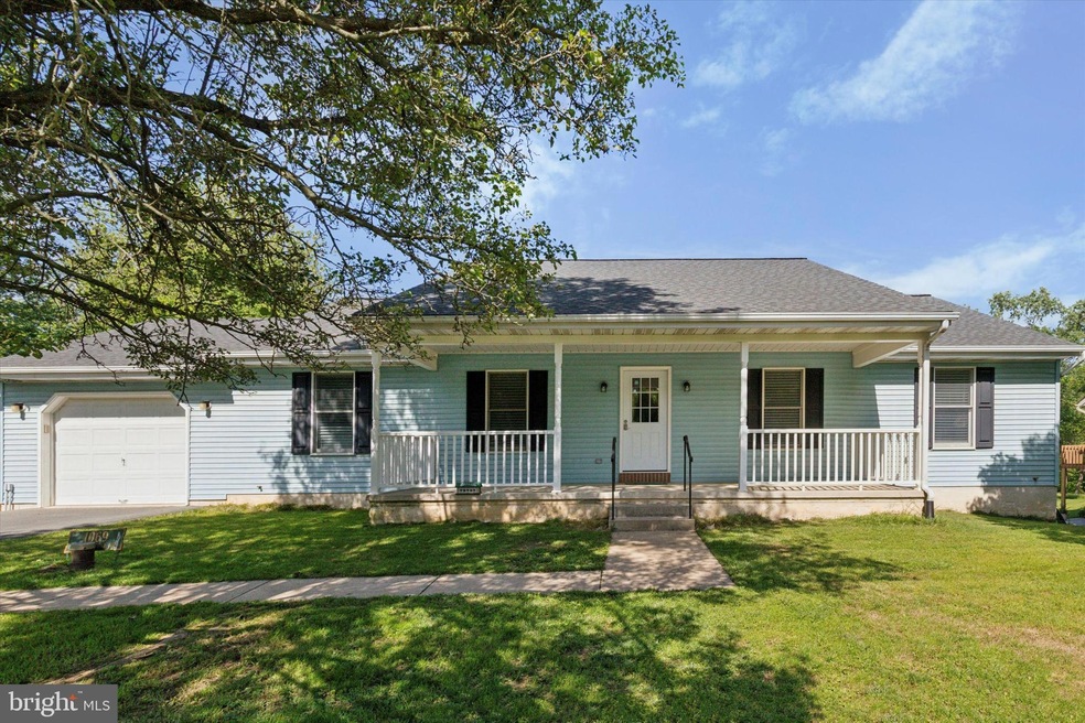 1069 Hearthstone Rd, Lancaster, PA 17603 - photo 1