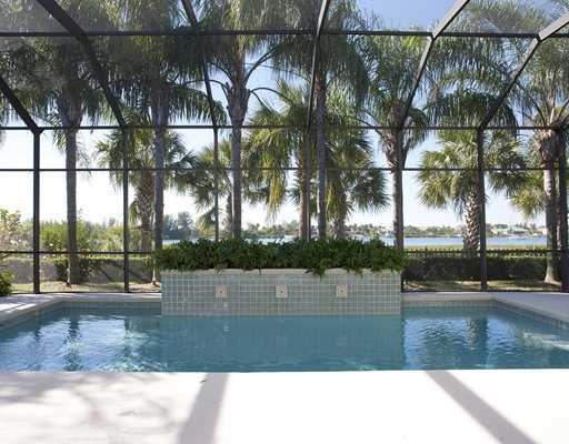 Swimming Pool/Hot Tub/Sauna.