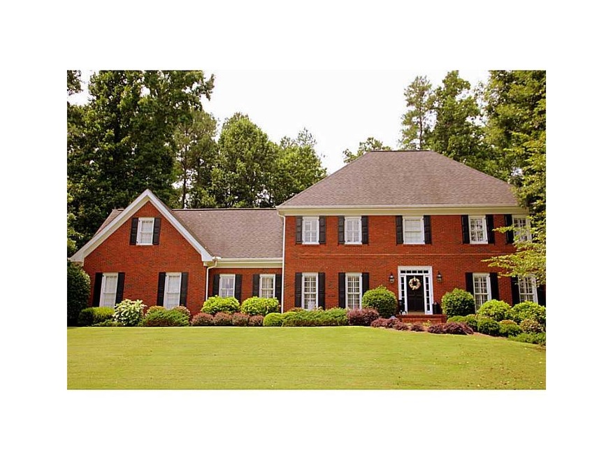 5762 Revington Dr, Norcross, GA 30092 - photo 1