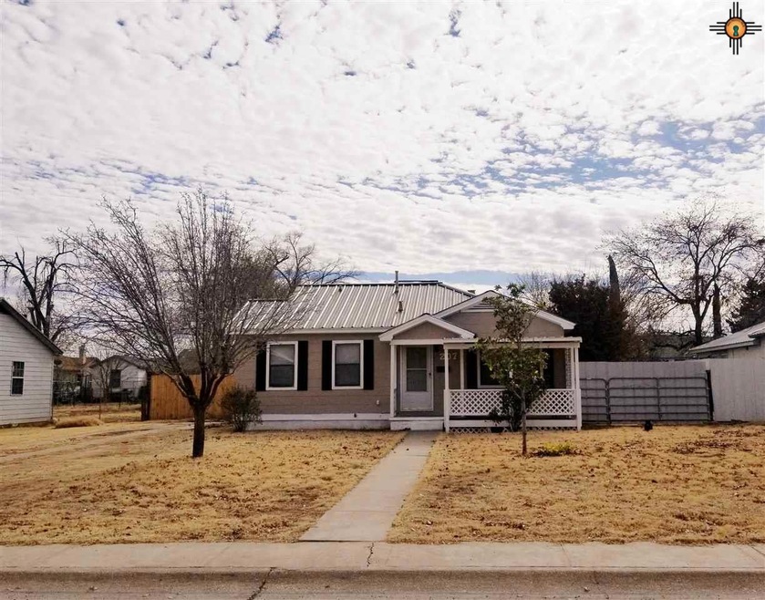 207 E Yucca Dr, Hobbs, NM 88240 - photo 1