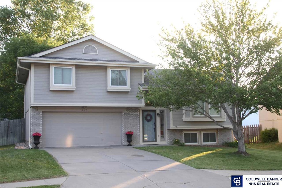 1523 Sq ft Multi-level