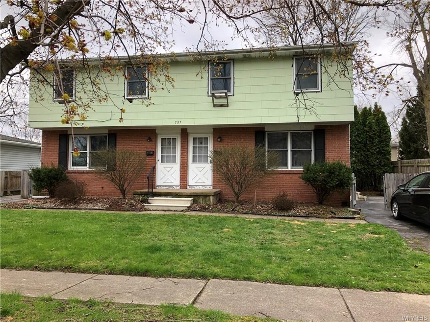 757 Remington Dr, North Tonawanda, NY 14120 - photo 1