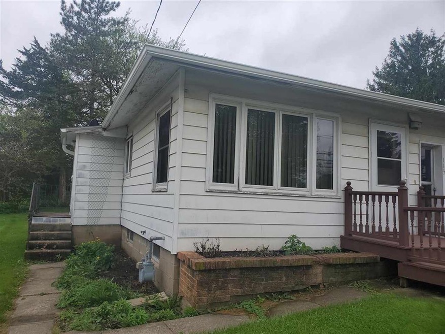 115 State St, West Union, IA 52175 - photo 1