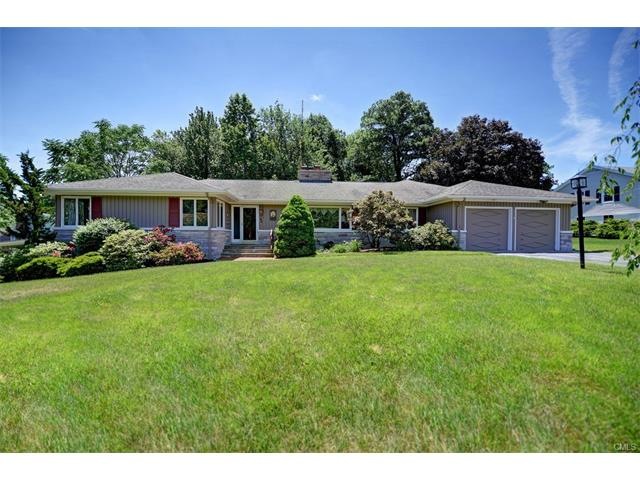 Beautiful, spacious ranch in desirable Trumbull ne