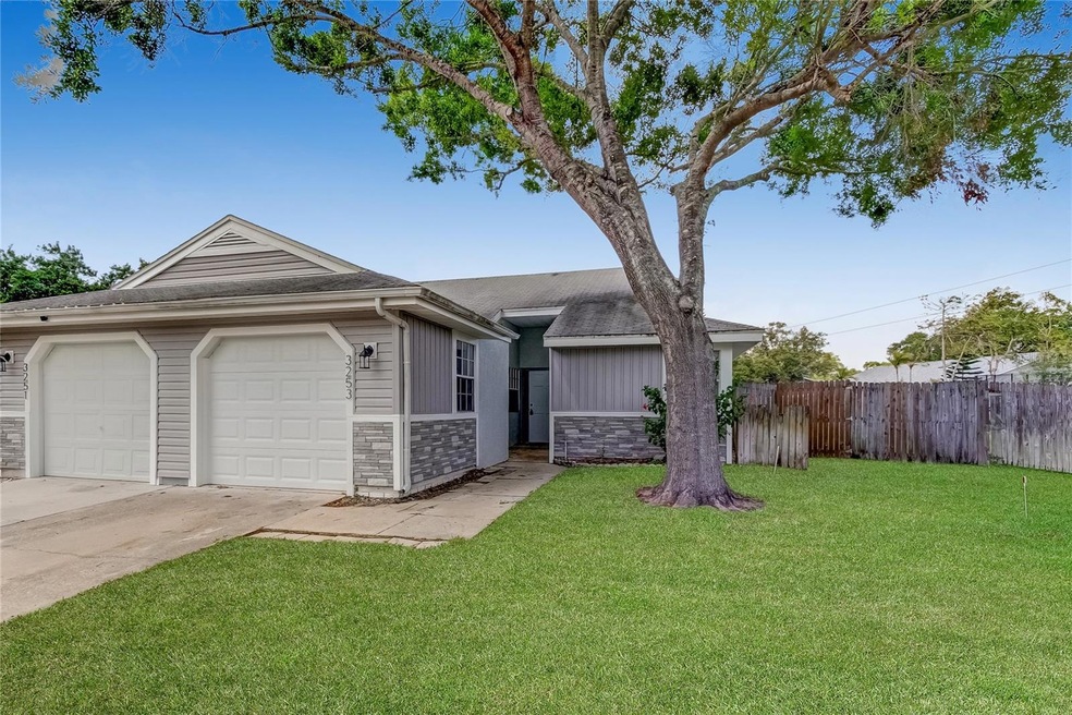 3253 Hibiscus Dr, Palm Harbor, FL 34684 - photo 1