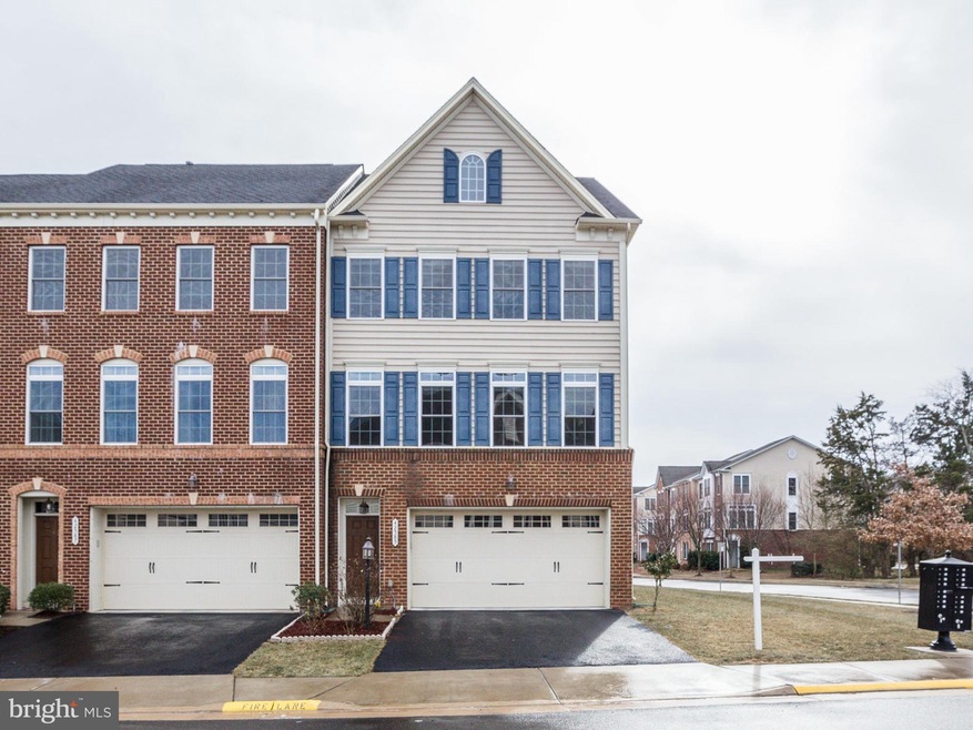 42585 Offenham Terrace, Chantilly, VA 20152 - photo 1