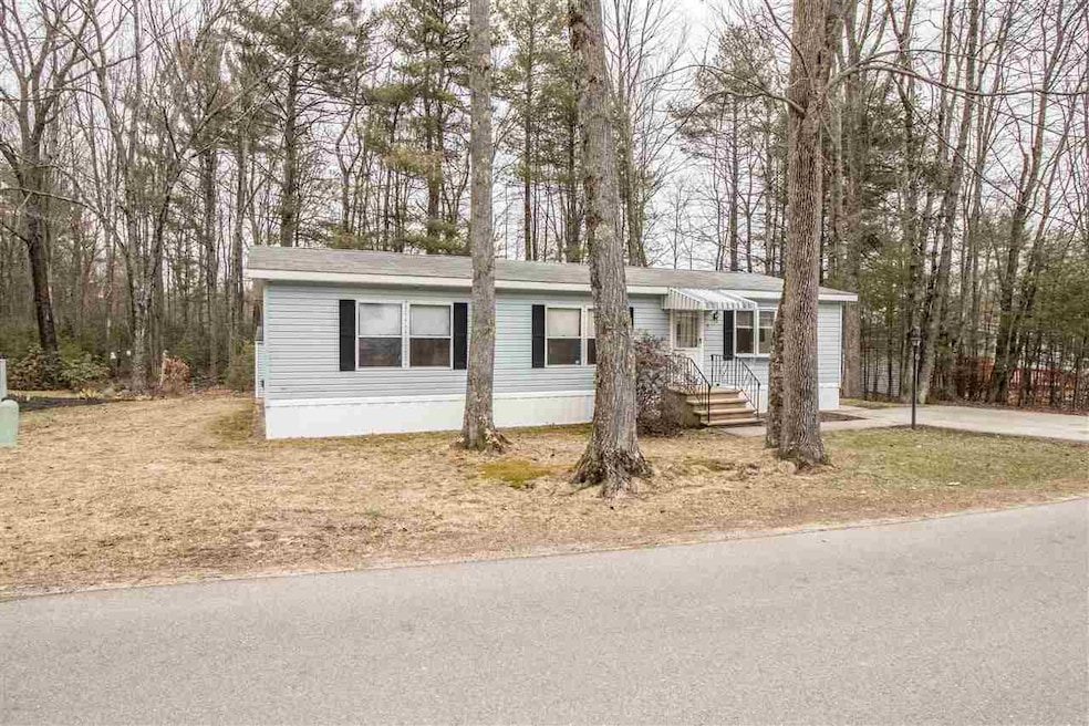 5 Erin Ln, Rochester, NH 03868 - photo 1