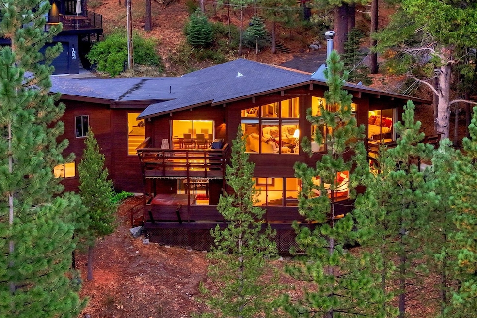 For Sale $2,995,000 • Co-Listing Agent