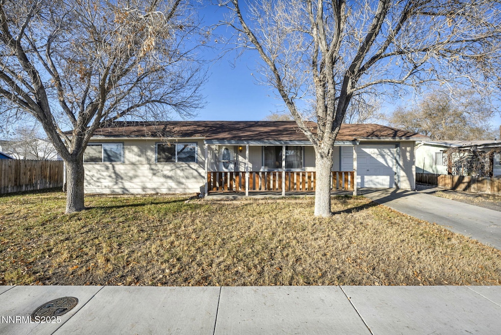 650 Mc Lean St, Fallon, NV 89406 - photo 1
