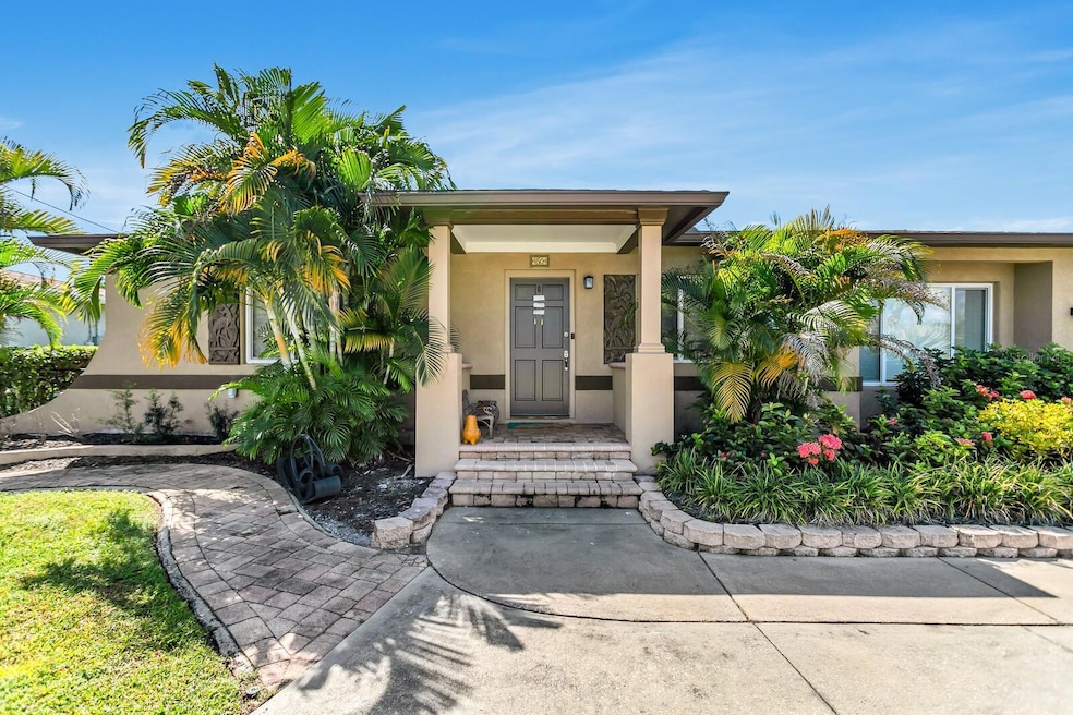 4864 Lake Charles Dr N, Kenneth City, FL 33709 - photo 1