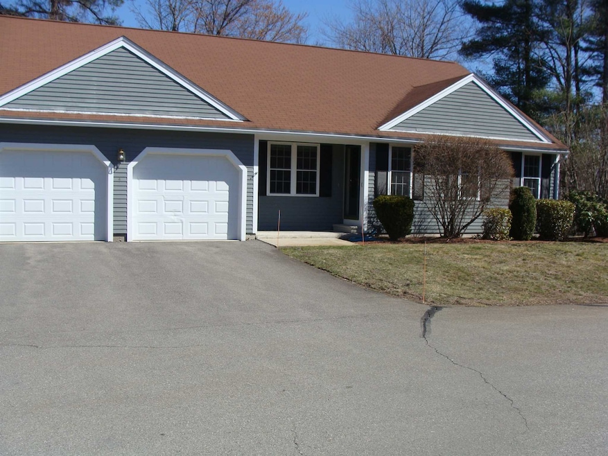 4 Myopia Ln unit U32, Nashua, NH 03063 - photo 1