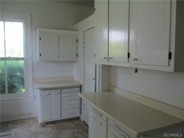 14131 Genito Rd, Amelia Court House, VA 23002 - photo 1