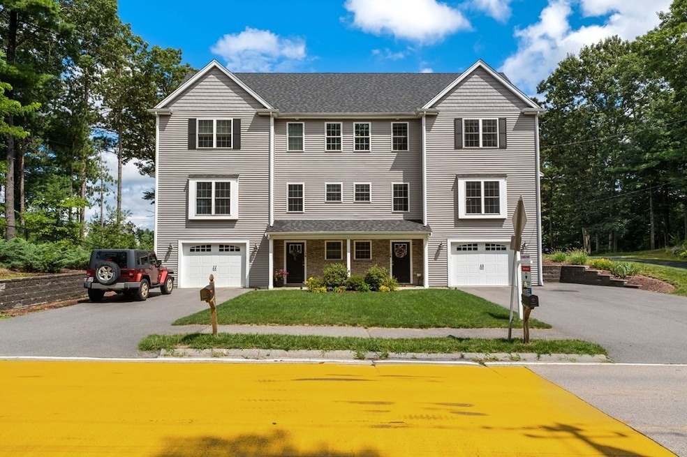 19 North St unit A, Foxboro, MA 02035 - photo 1