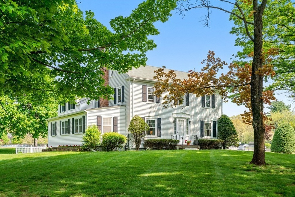 134 Forest Ave, Hudson, MA 01749 - photo 1