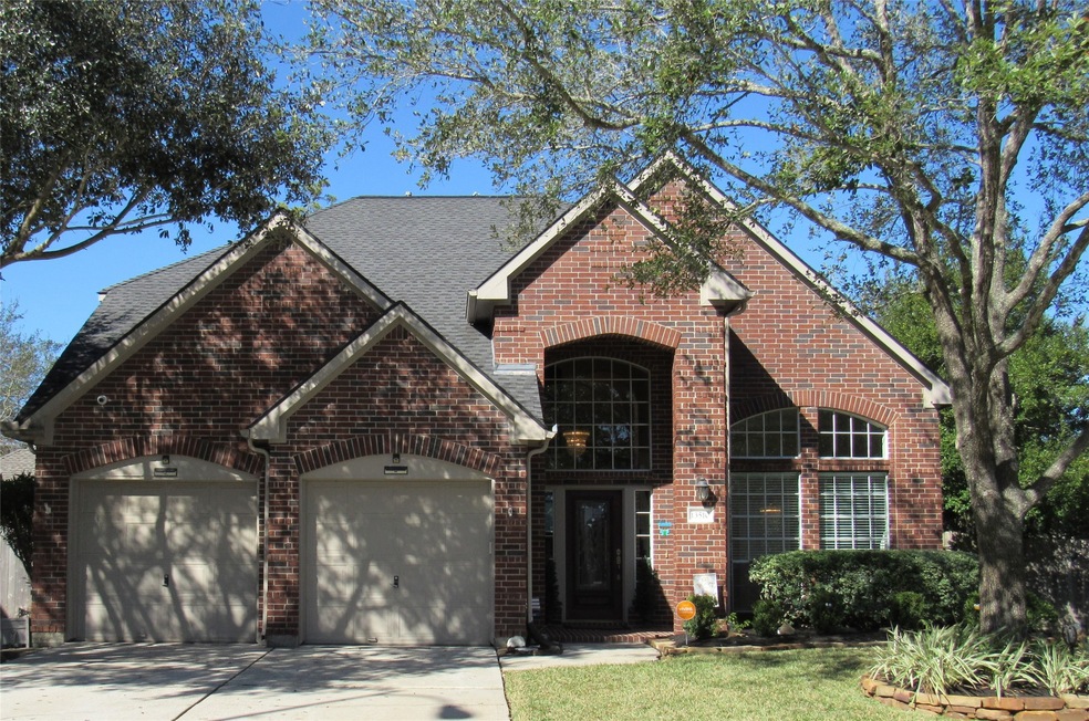 Fabulous Custom Beauty nestled in Longwood Village! Cul-de-sac Location!