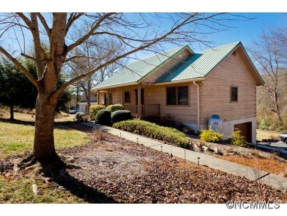 WELL KEPT LOG HOME