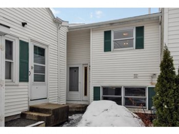361 Hayward St unit 4, Manchester, NH 03103 - photo 1