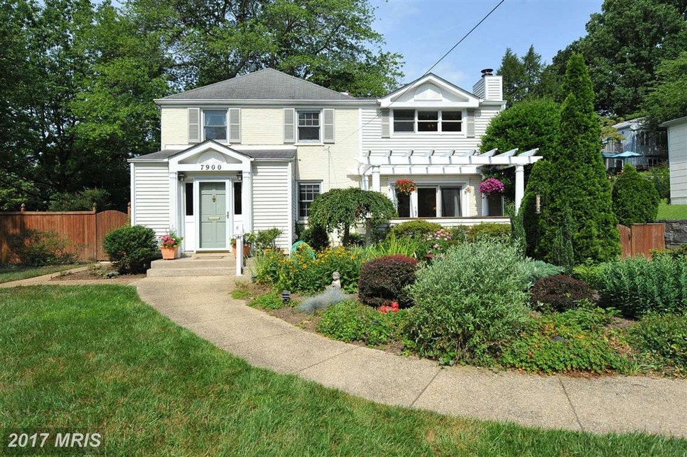 7900 Lynbrook Dr, Bethesda, MD 20814 - photo 1