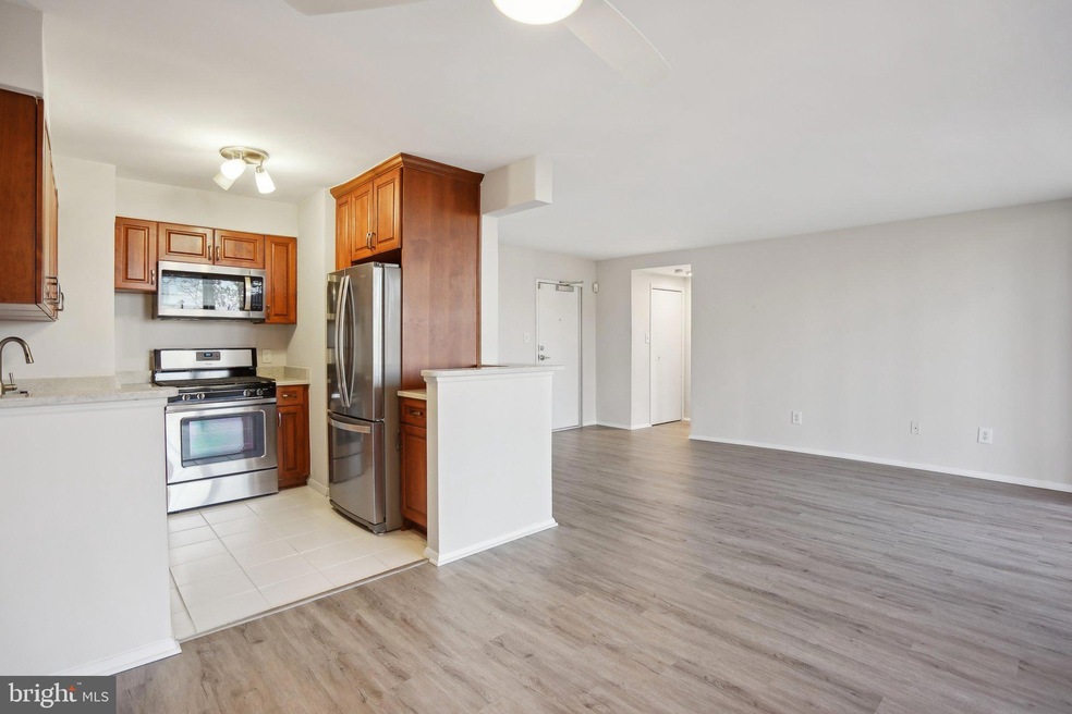 8 S Van Dorn St unit 103, Alexandria, VA 22304 - photo 1